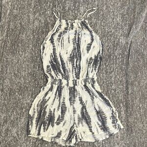 EUC grey and white tye-dye romper size small